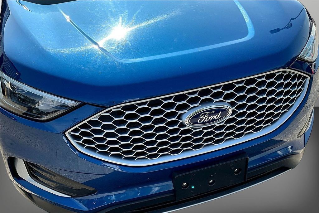 Used 2023 Ford Edge SEL AWD/4WD image 29