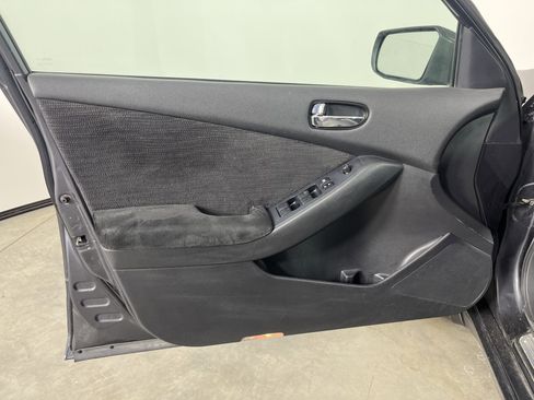 Used 2010 Nissan Altima 2.5 S image 17