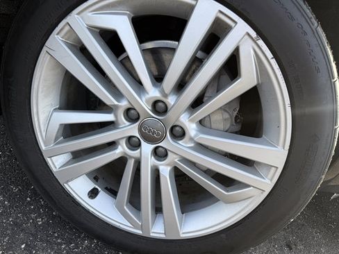 Used 2018 Audi Q5 2.0T Premium Plus w/ Premium Plus Package image 34