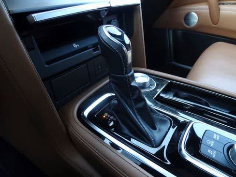 Used 2024 INFINITI QX80 Sensory image 33