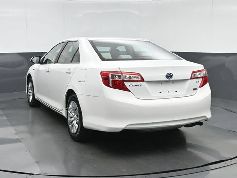 Used 2012 Toyota Camry LE FWD image 5