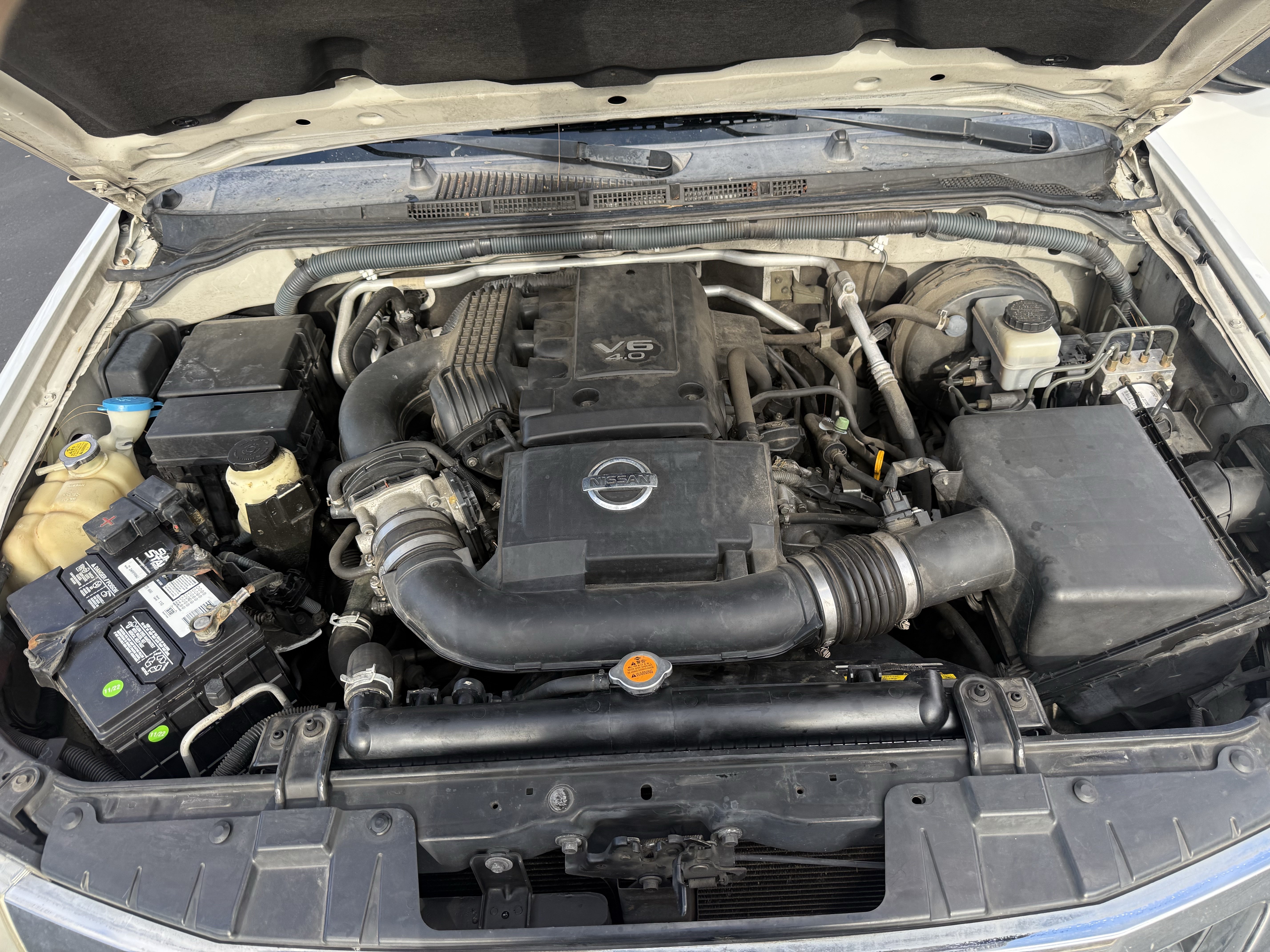 Used 2010 Nissan Frontier SE RWD image 21