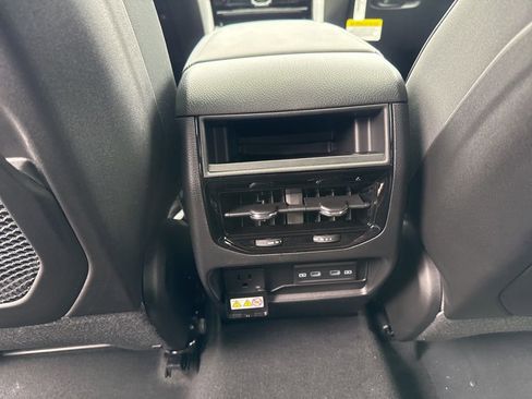 New 2026 Jeep Grand Cherokee Altitude AWD/4WD image 23