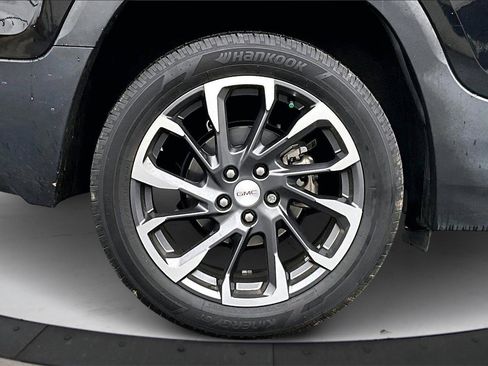 Used 2022 GMC Terrain SLT w/ Infotainment Package II image 35