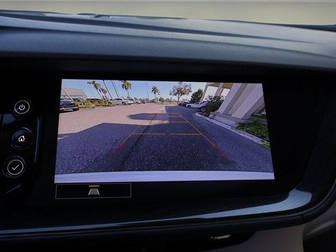 Used 2021 Buick Envision Preferred image 24