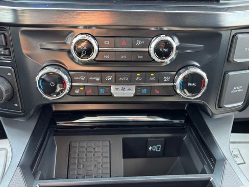 New 2026 Ford F350 Lariat w/ Black Appearance Package AWD/4WD image 25