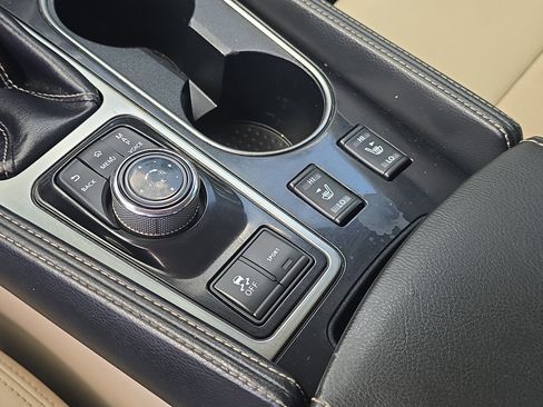 Used 2020 Nissan Maxima 3.5 SV w/ Floor Mat Group FWD image 24