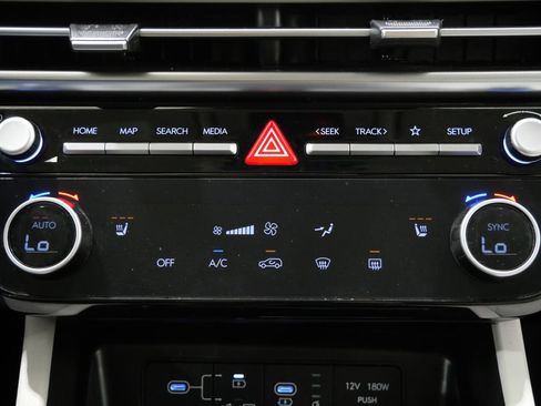 Used 2025 Hyundai Tucson SEL FWD image 19