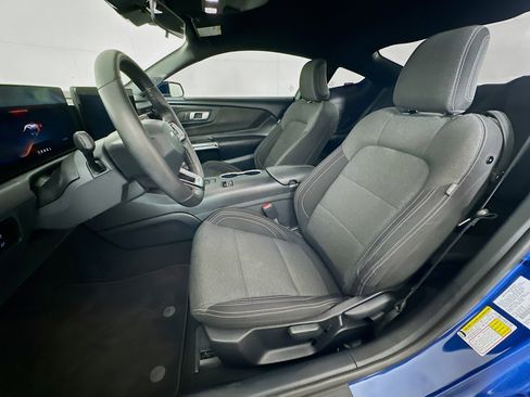 Used 2024 Ford Mustang Coupe RWD image 13