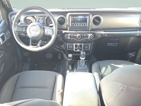 Used 2023 Jeep Gladiator Sport AWD/4WD image 19