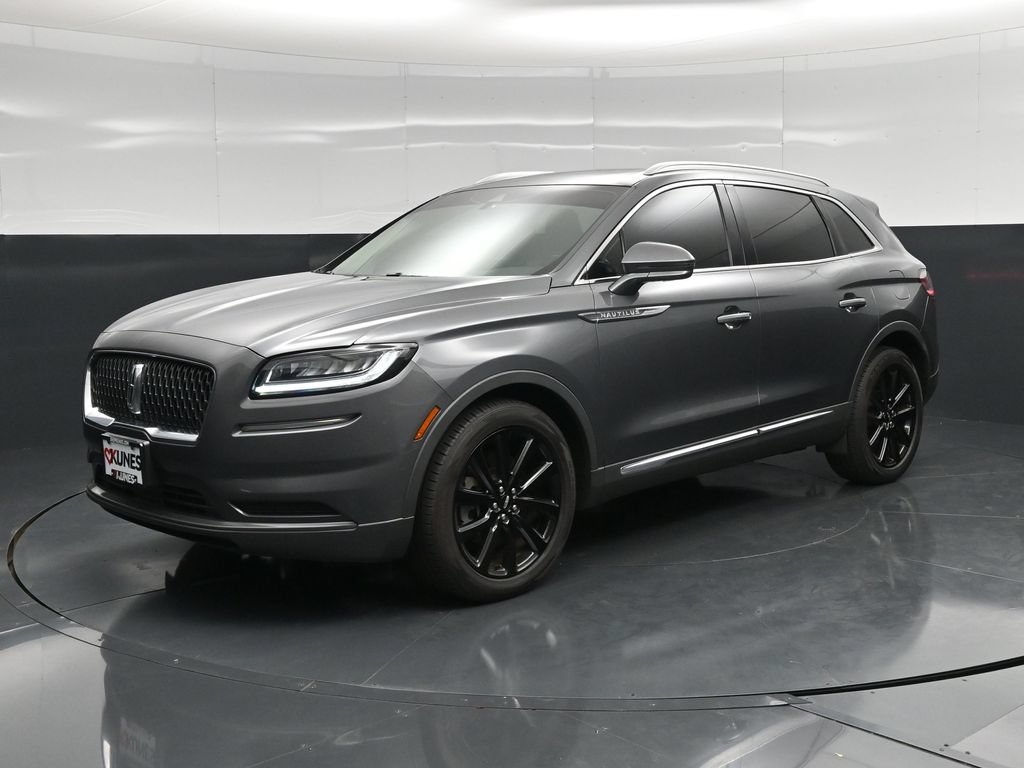 Used 2022 Lincoln Nautilus Reserve w/ Monochromatic Package AWD/4WD image 8