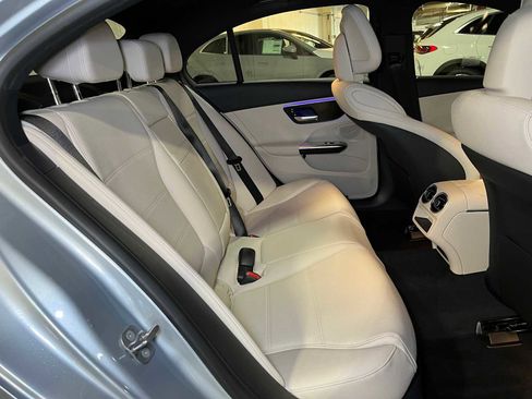 Used 2025 Mercedes-Benz C 300 4MATIC Sedan image 12