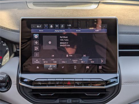 New 2026 Jeep Compass Limited image 22