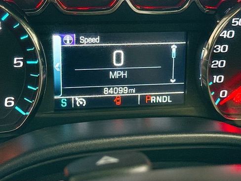 Used 2018 GMC Sierra 1500 SLE w/ SLE Value Package AWD/4WD image 13