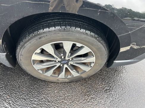 Used 2017 Subaru Outback 2.5i Limited AWD/4WD image 10