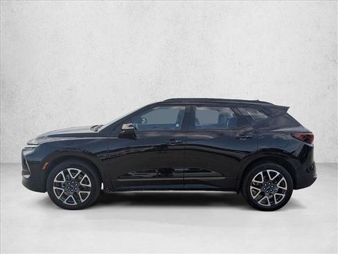 Used 2025 Chevrolet Blazer RS FWD image 9