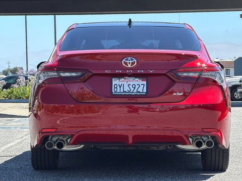 Used 2021 Toyota Camry XSE FWD image 6