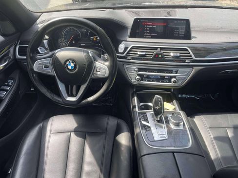 Used 2019 BMW 740i xDrive w/ M Sport Package AWD/4WD image 14