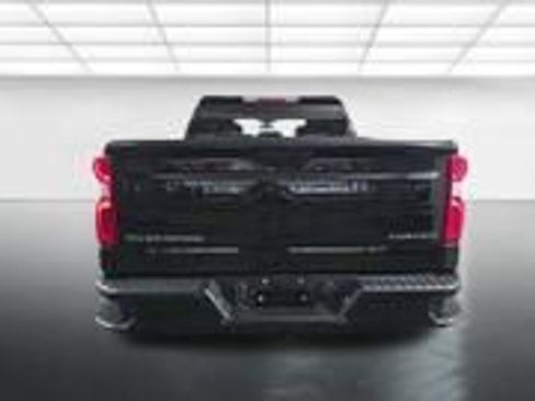 Used 2020 Chevrolet Silverado 1500 Custom w/ Custom 2.7L Value Package image 12