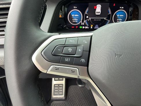 Used 2025 Volkswagen Atlas Peak Edition SE AWD/4WD image 28