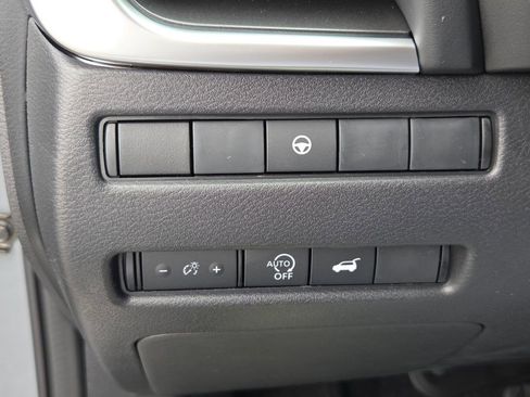 New 2026 Nissan Rogue SV image 25