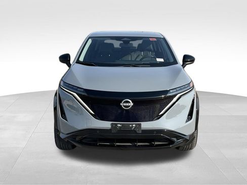 Used 2024 Nissan Ariya AWD image 4
