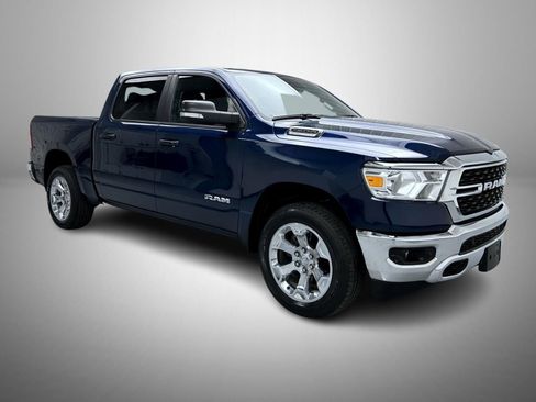 Used 2022 RAM 1500 Big Horn AWD/4WD image 3