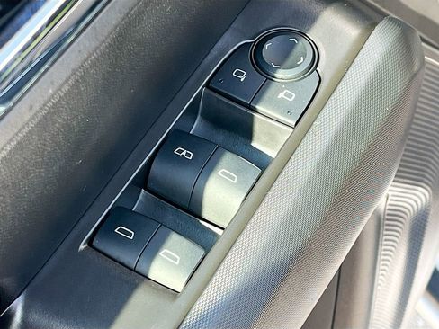 Used 2024 GMC Canyon Elevation w/ Convenience Package image 18