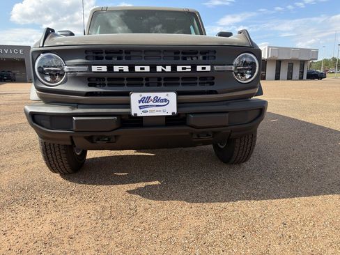 New 2026 Ford Bronco Big Bend image 16