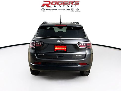 Used 2021 Jeep Compass Sport AWD/4WD image 7