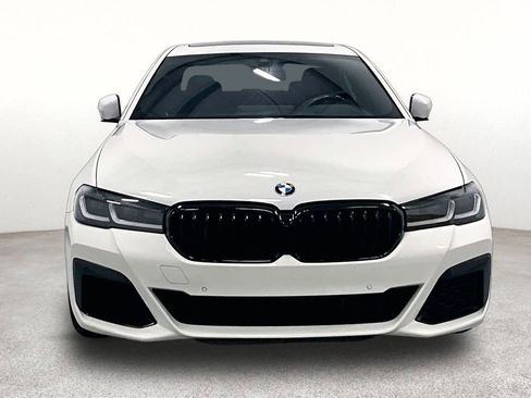 Used 2023 BMW 530i w/ M Sport Package image 3