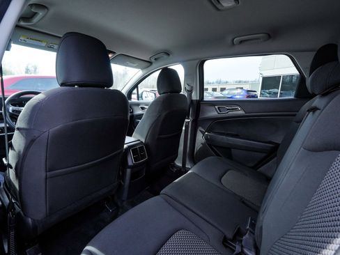 Used 2024 Kia Sportage LX image 34