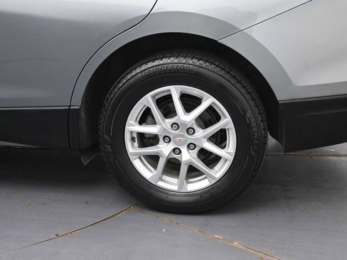 Used 2024 Chevrolet Equinox LT AWD/4WD image 5