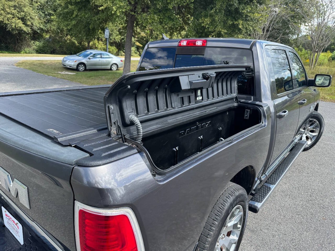 Used 2017 RAM 1500 Limited RWD image 39