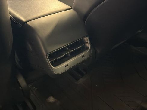 Used 2019 Tesla Model 3 Standard Range Plus image 17