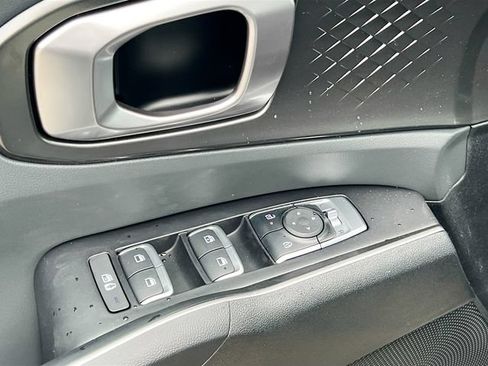 New 2026 Kia Sorento S FWD image 17