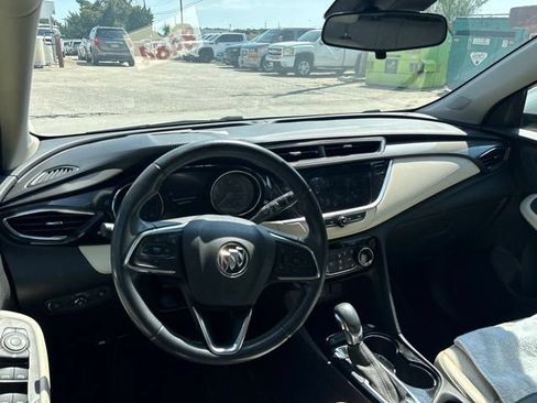 Used 2020 Buick Encore GX Preferred w/ Cold Weather Comfort Package FWD image 10