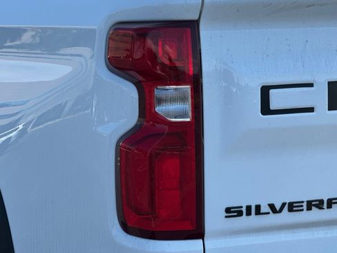Used 2024 Chevrolet Silverado 1500 ZR2 w/ Technology Package AWD/4WD image 44