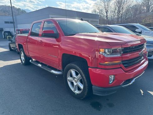 Used 2017 Chevrolet Silverado 1500 LT w/ All Star Edition image 5
