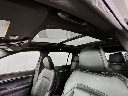 New 2025 Jeep Grand Cherokee L Limited w/ Trailer Tow Package image 17