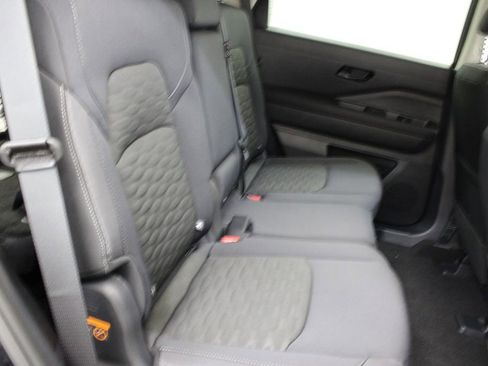 New 2026 Nissan Pathfinder SV FWD image 18