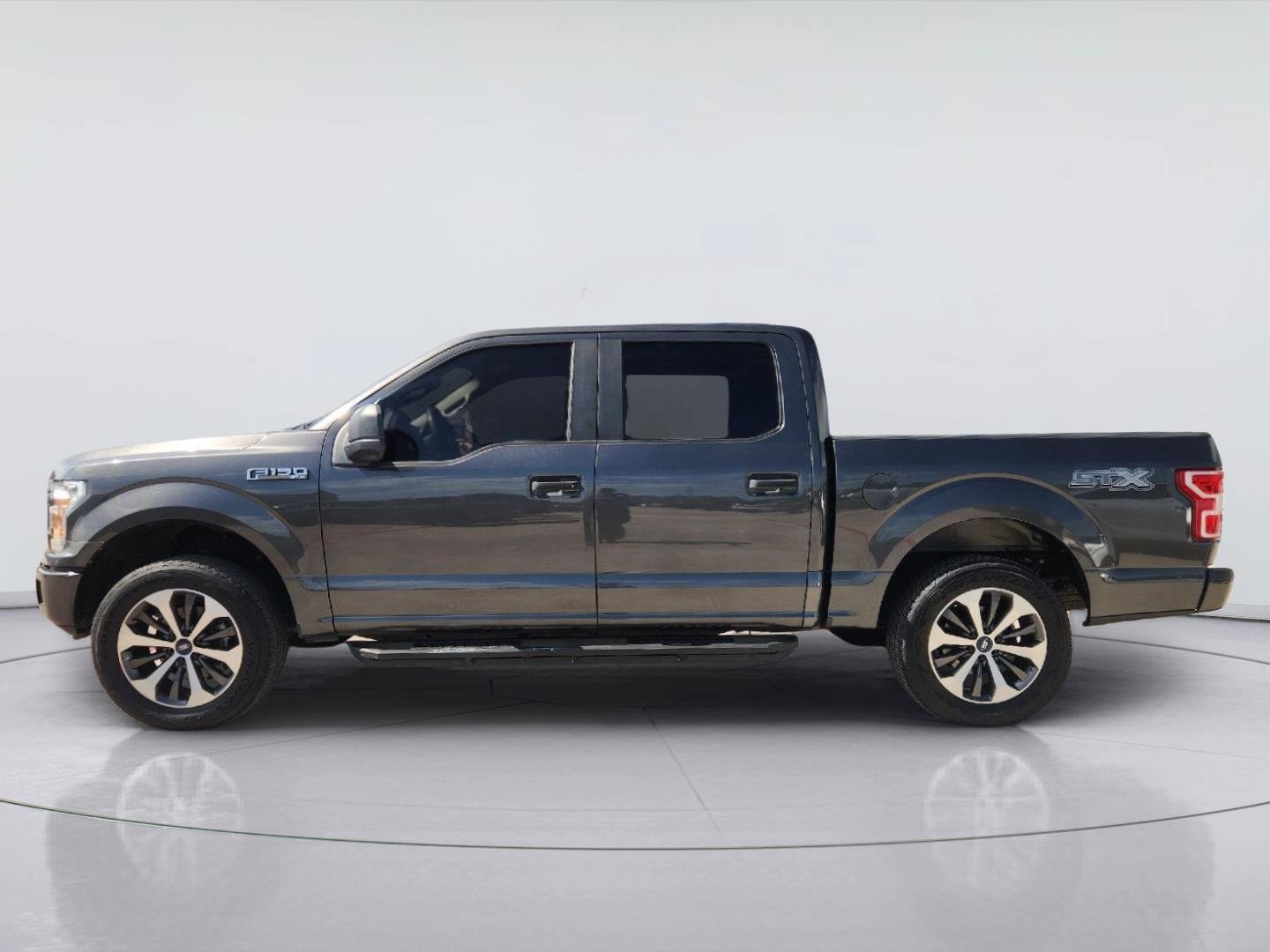 Used 2020 Ford F150 XL w/ Equipment Group 101A Mid RWD image 4