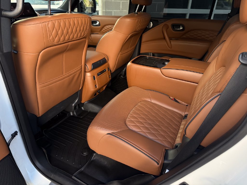 Used 2024 INFINITI QX80 Sensory w/ Cargo Package AWD/4WD image 32
