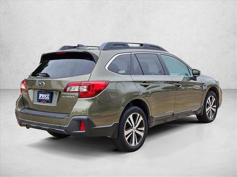 Used 2018 Subaru Outback 2.5i Limited image 5