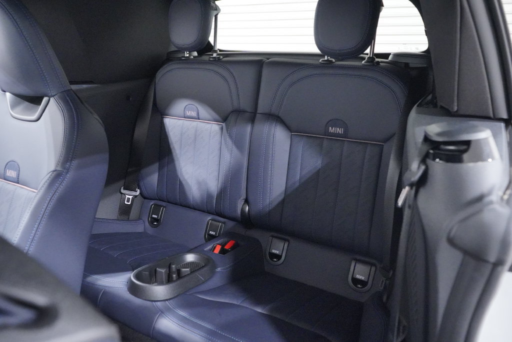 Used 2026 MINI Cooper S FWD image 10
