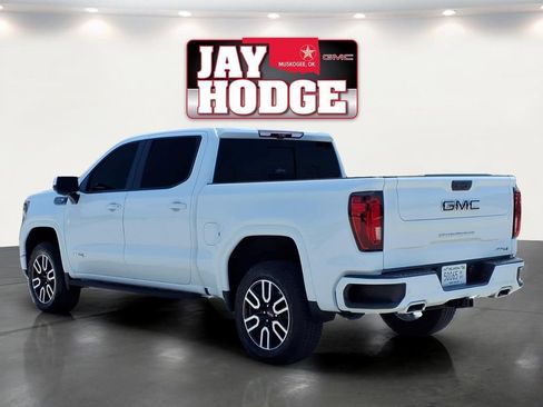 Used 2025 GMC Sierra 1500 AT4 w/ AT4 Premium Package AWD/4WD image 4