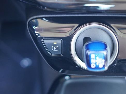Certified 2022 Toyota Prius Prime LE FWD image 29
