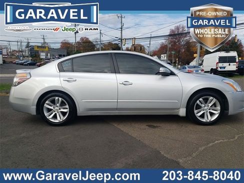 Used 2012 Nissan Altima 3.5 SR w/ Sport Pkg image 21