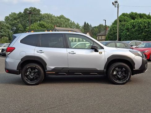 Used 2025 Subaru Forester Wilderness AWD/4WD image 7