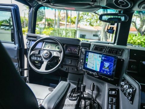 Used 2003 HUMMER H1 4-Door Open Top image 48